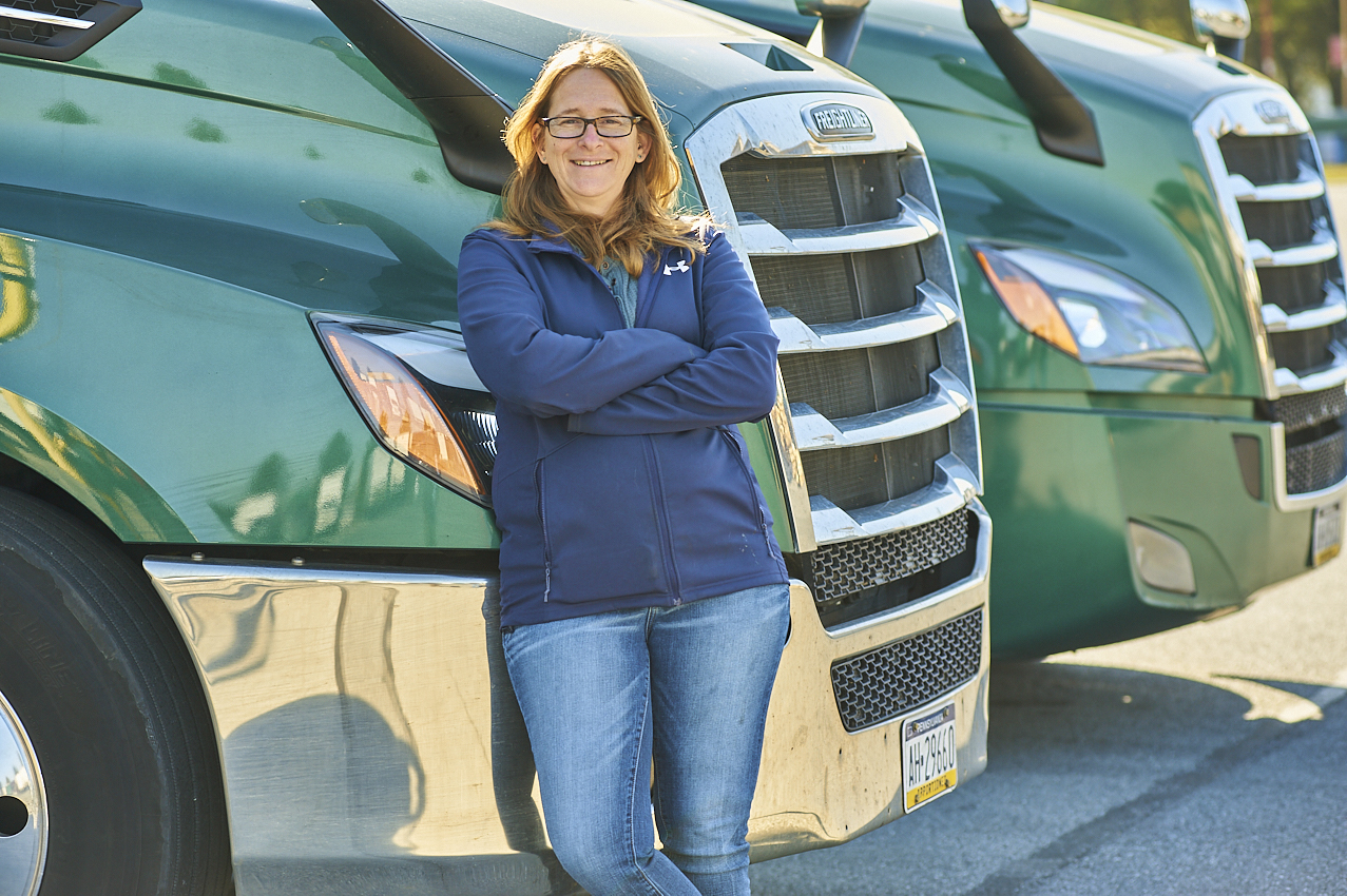 , Delivering More Than Just Product – The Story Behind Conestoga Wood Transportation